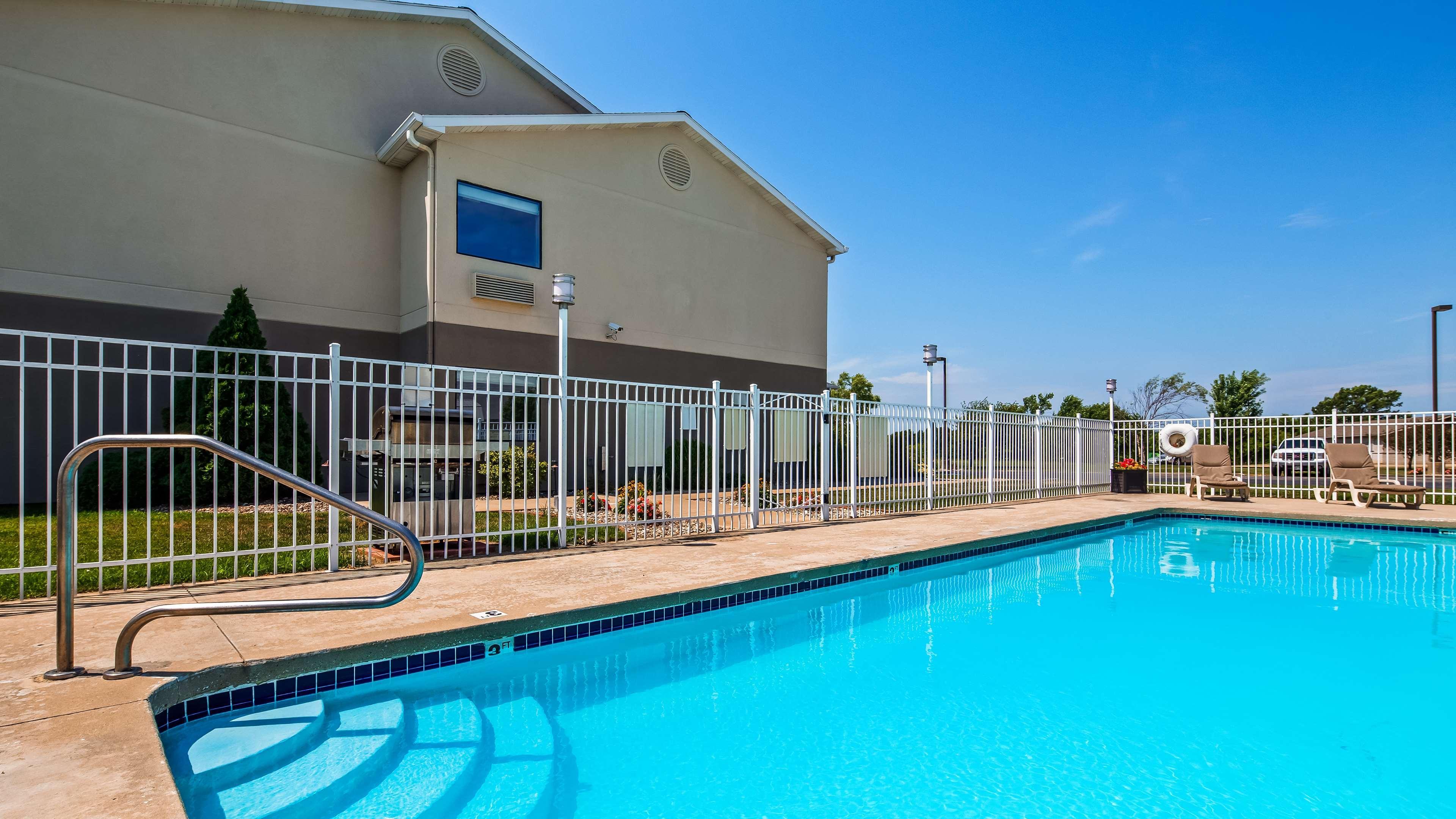 Best Western Brookfield מראה חיצוני תמונה